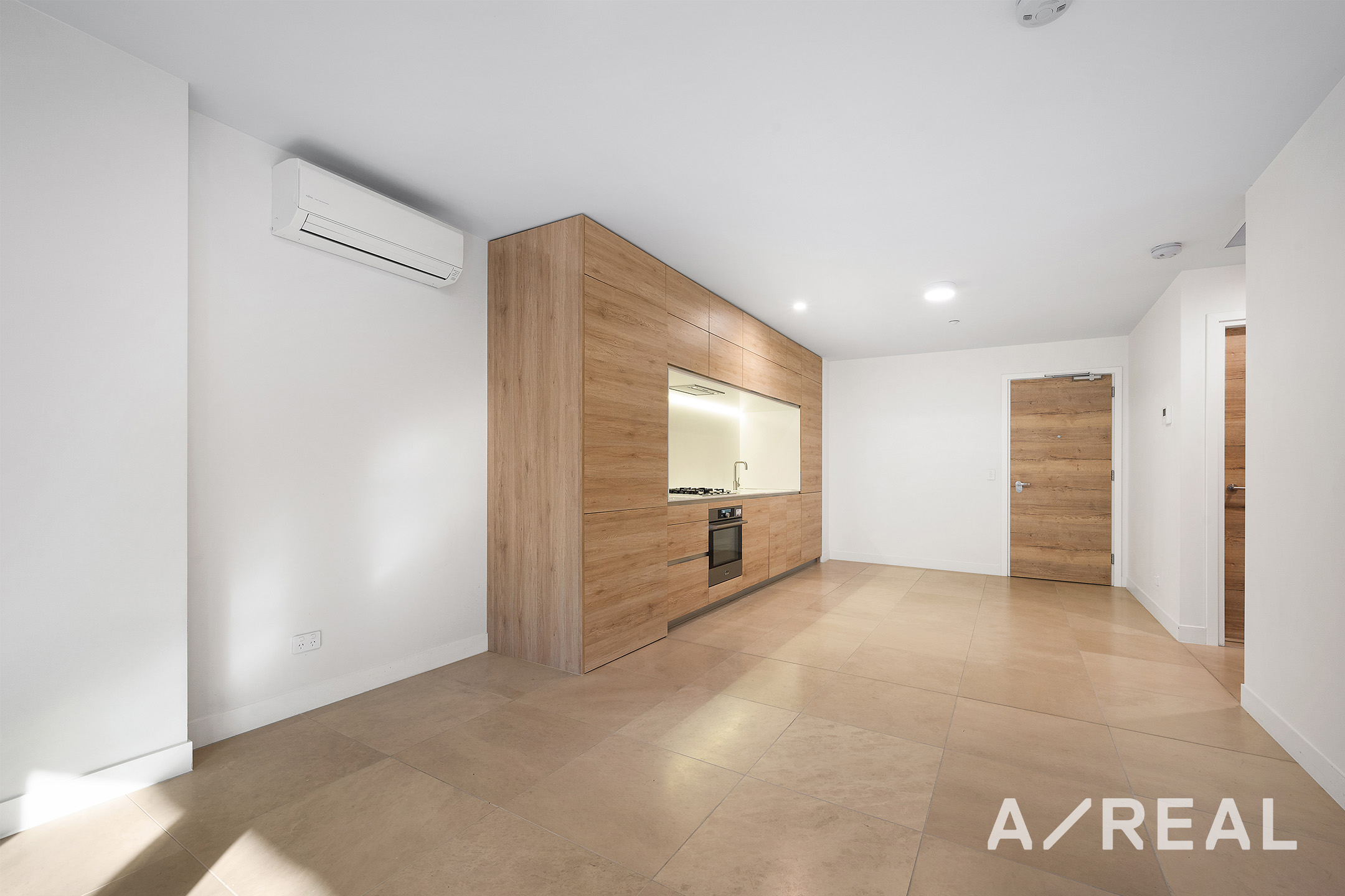 1106/12 Queens Road, Melbourne VIC 3004 