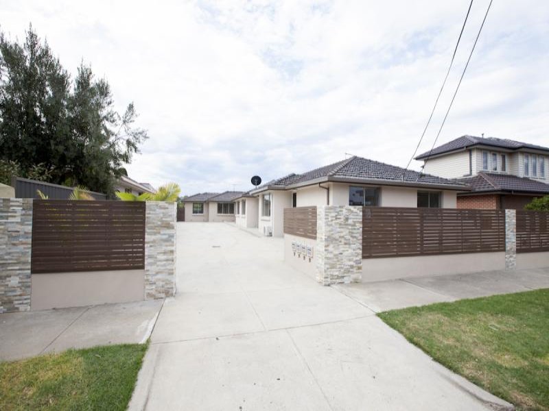 1/108 Blackshaws Road, South Kingsville VIC 3015 