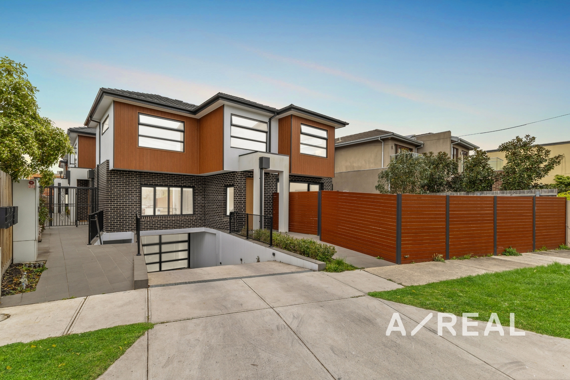 1/11 Caleb Street, Bentleigh East VIC 3165 