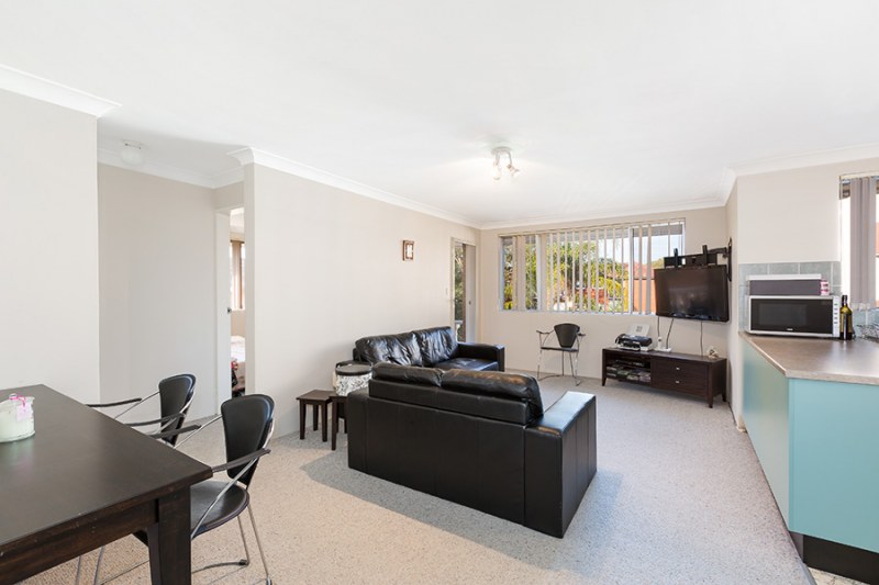 11/10-12 Curtis Street, Caringbah NSW 2229 