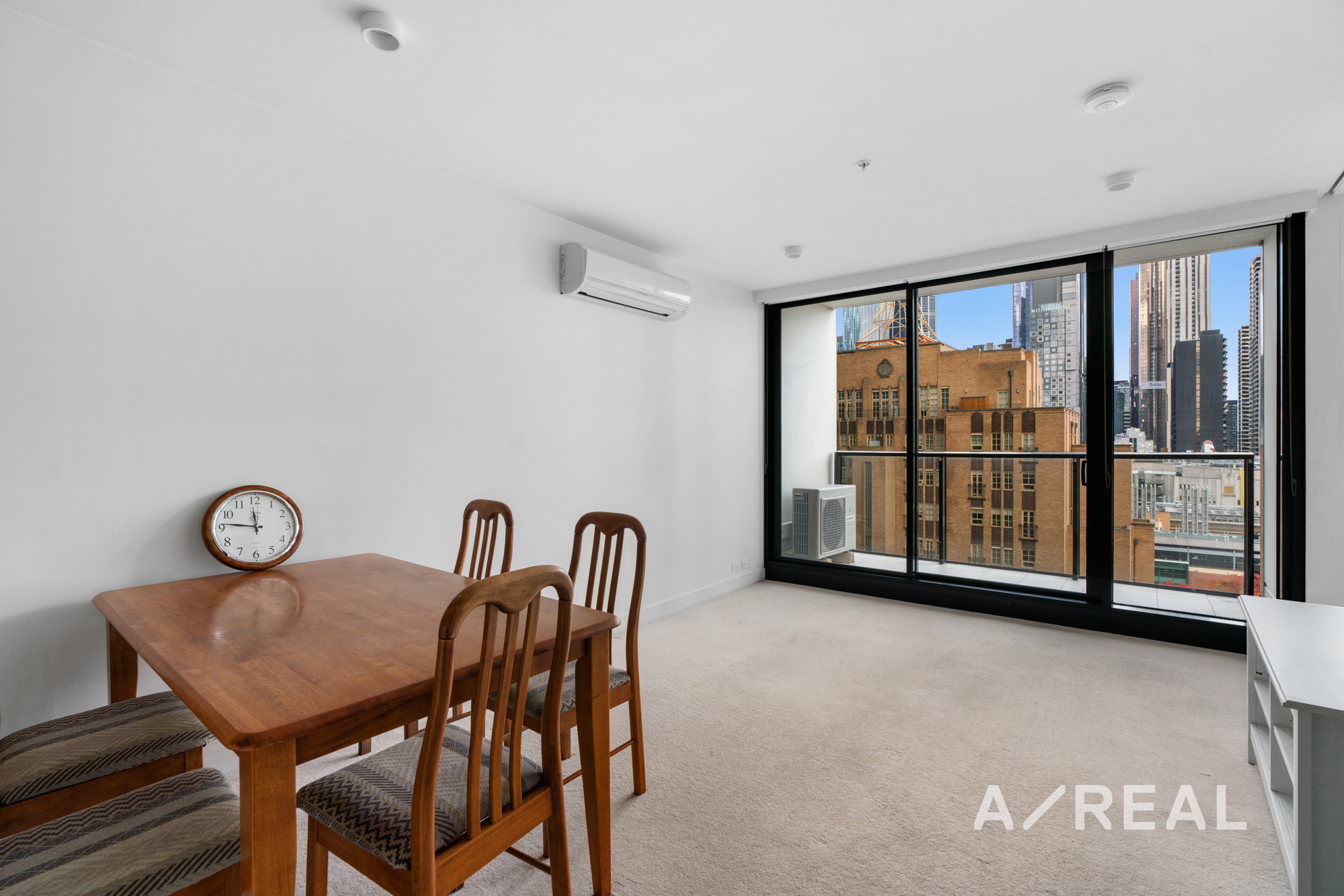 1110/33 Mackenzie Street, Melbourne VIC 3000 