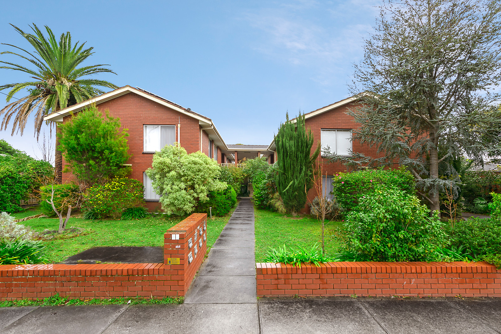 1/12 Vine Street, Blackburn
- Print Image 1