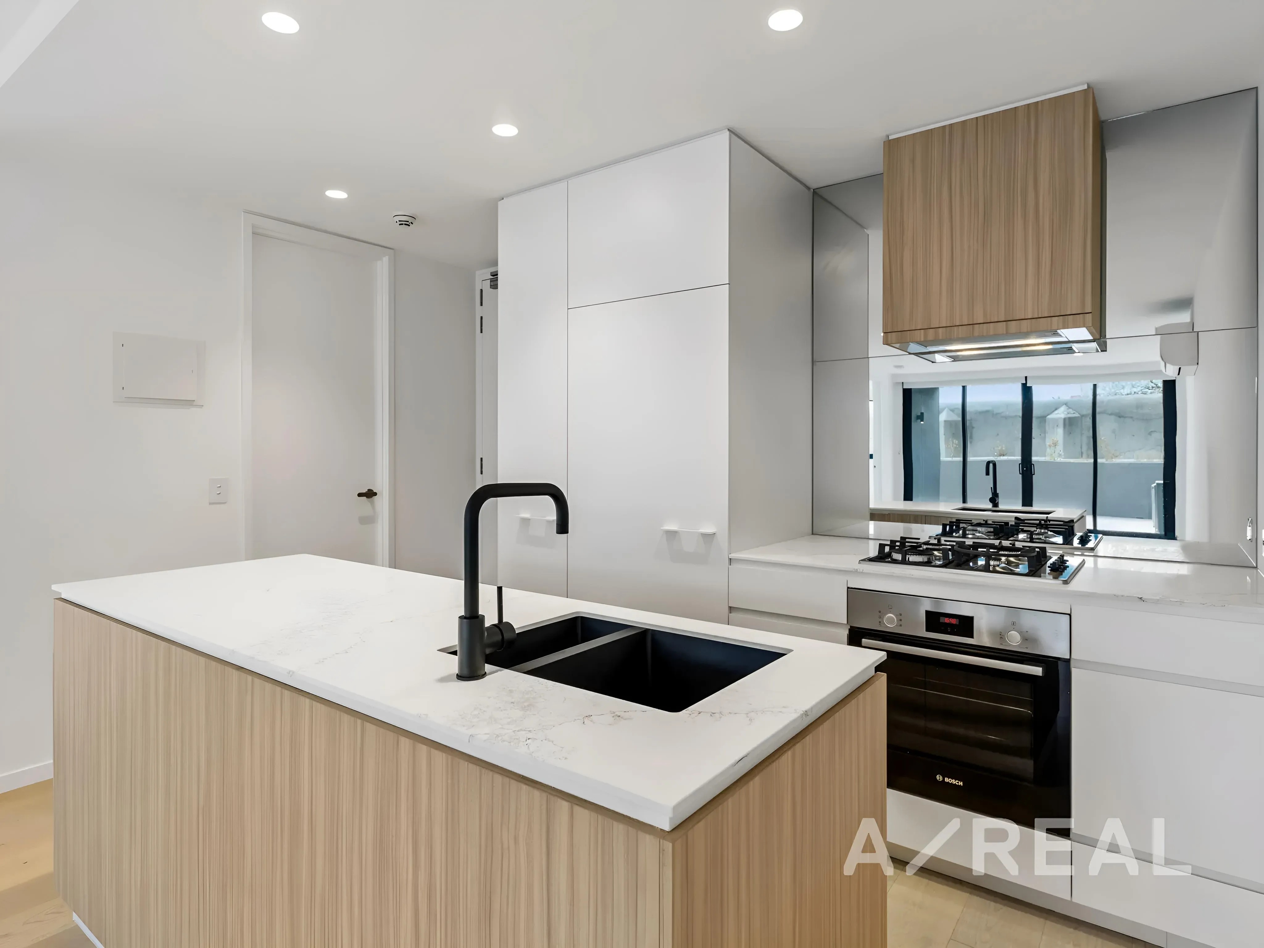 112/11 Urquhart St Coburg VIC 3058 