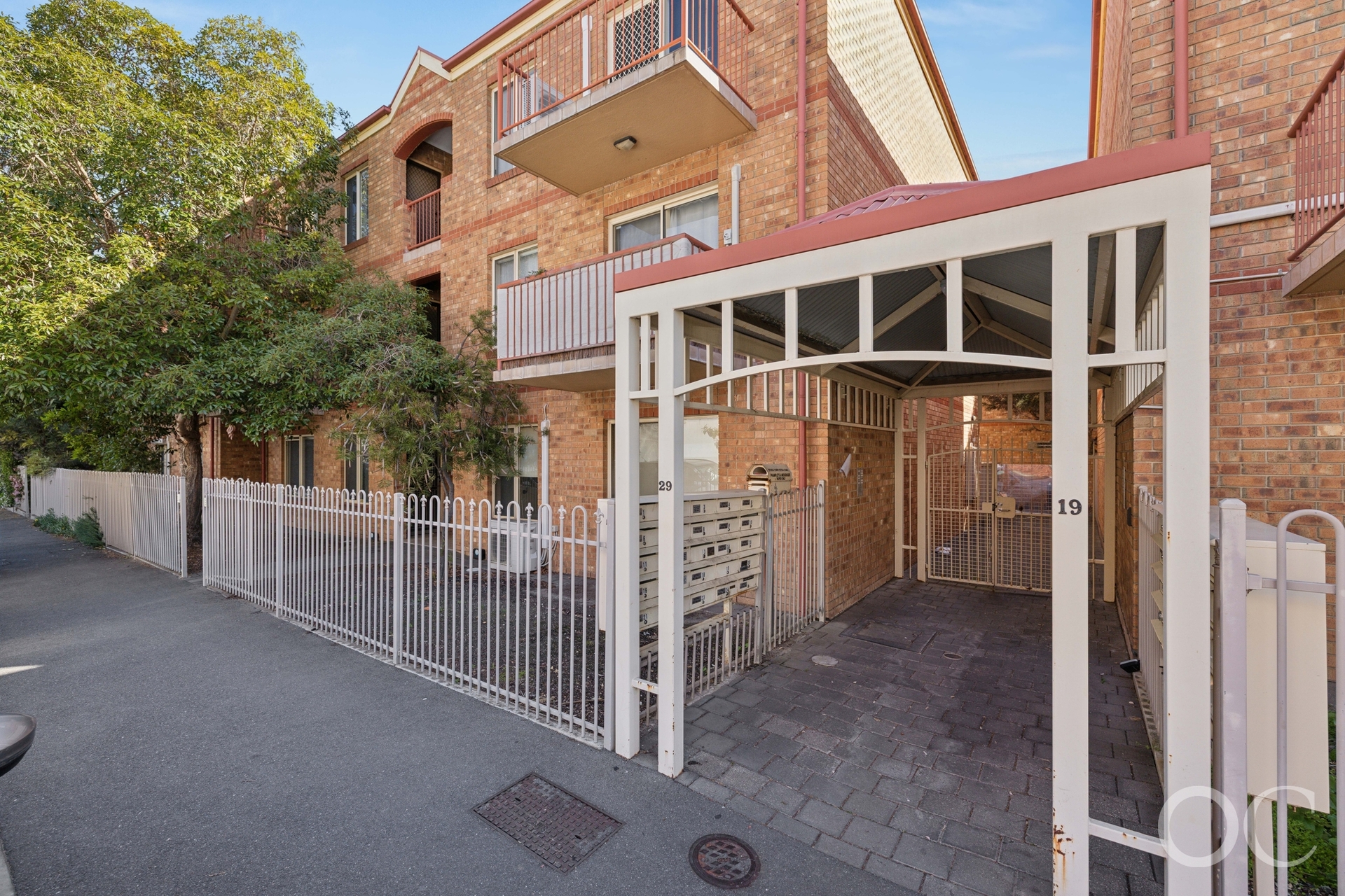 11/29 St Helena Place