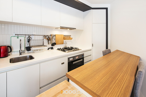 114/7 Balcombe Road Mentone