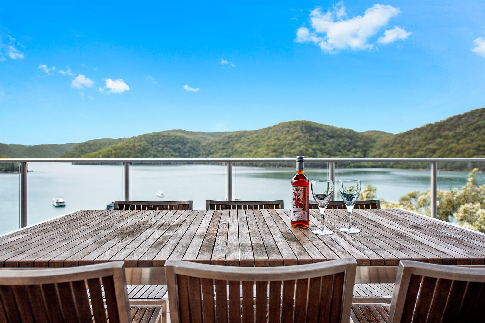 115 Point Road, Mooney Mooney NSW 2083