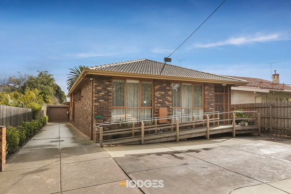 1/155 Orrong Road St Kilda East