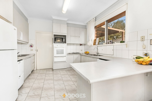 1/155 Orrong Road St Kilda East