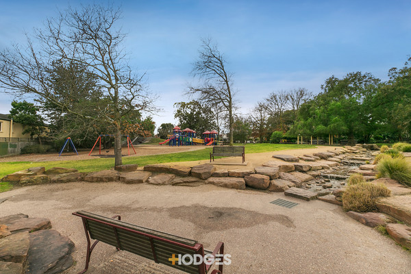 1/155 Orrong Road St Kilda East