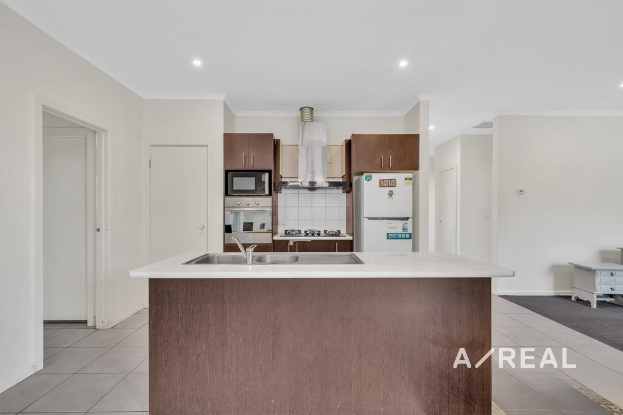 1/16 Juliana Avenue, Wyndham Vale VIC 3024 