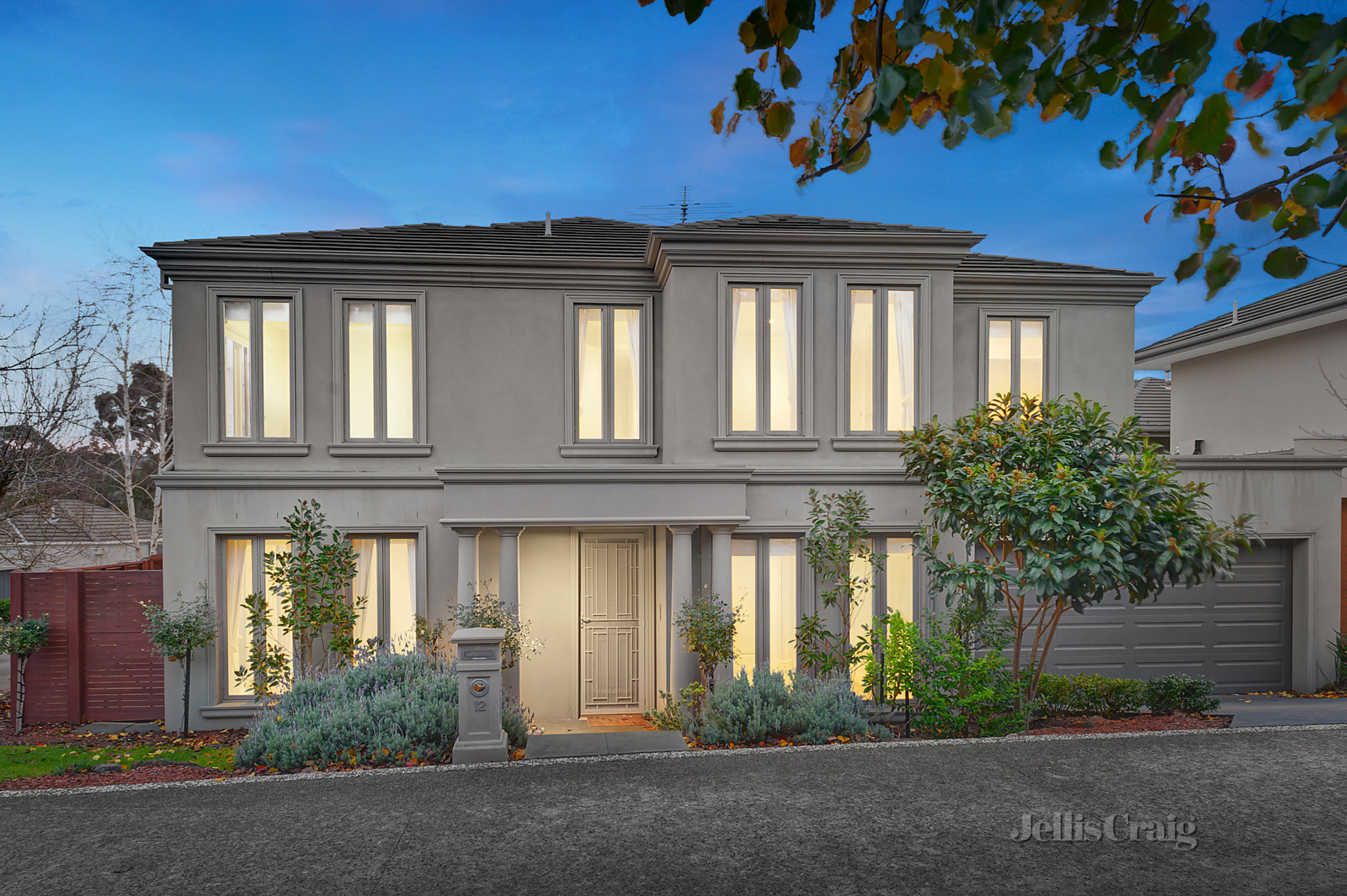12 Kensington Place, Templestowe
- Print Image 1