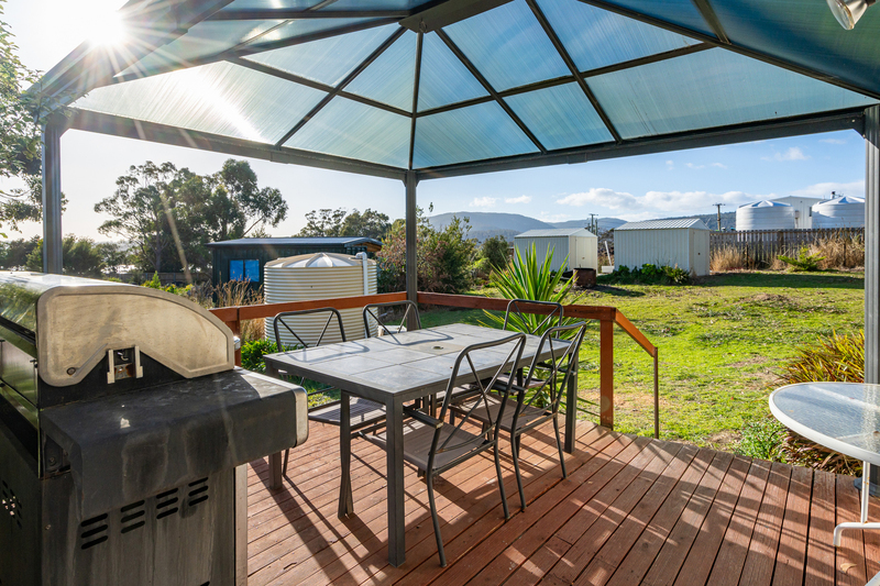 12 Olive Place, White Beach, TAS, 7184