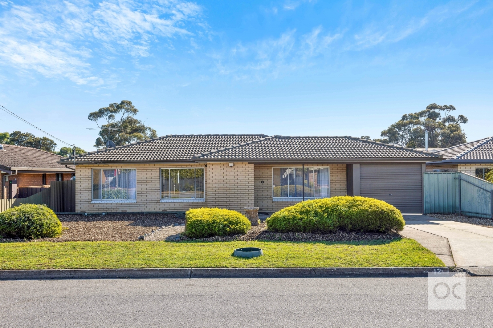 12 Trim Crescent