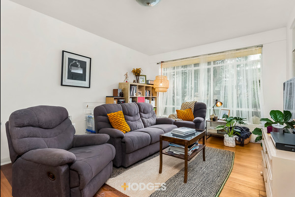 1/20 Shirley Grove St Kilda East
