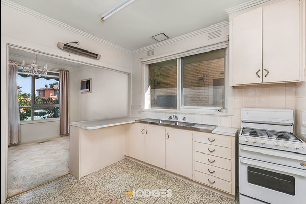 1/216 Kambrook Road Caulfield
