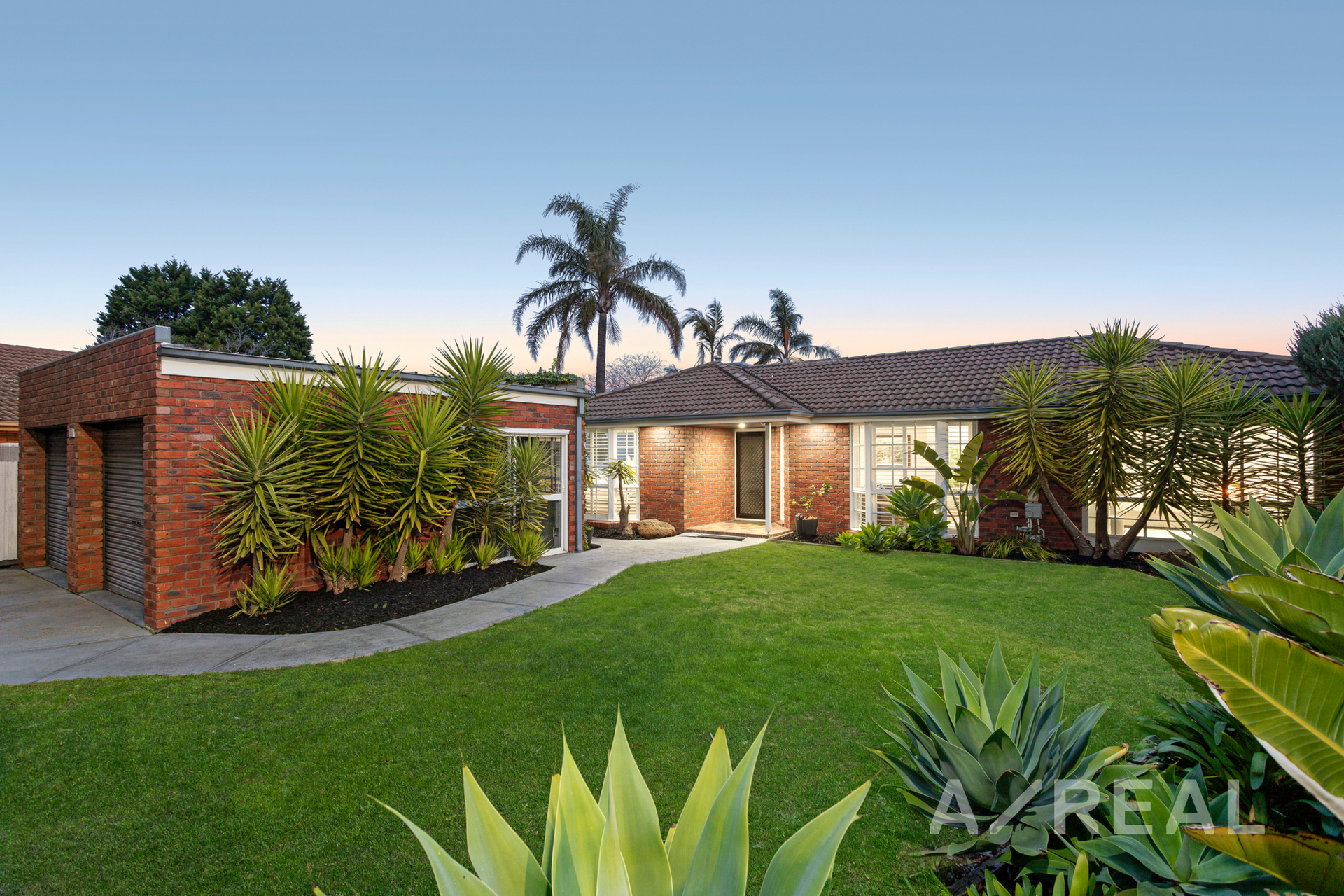 1/235 Childs Road, Mill Park VIC 3082 