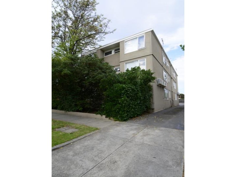 12/39 St.Kinnord Street, Essendon VIC 3040 