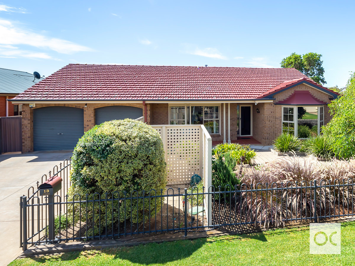 13 Angus Court