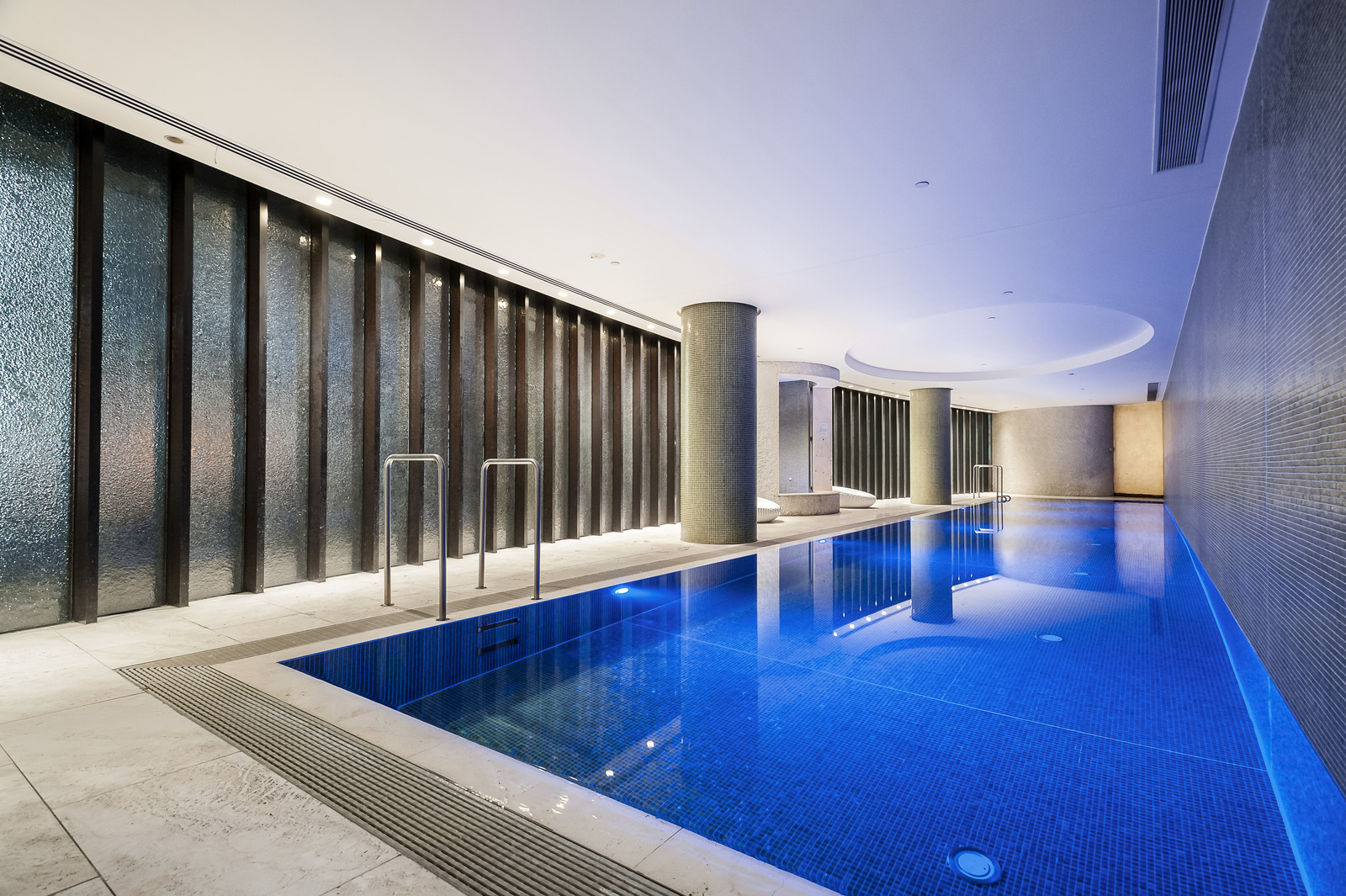1302/454 St Kilda Road, Melbourne | RT Edgar