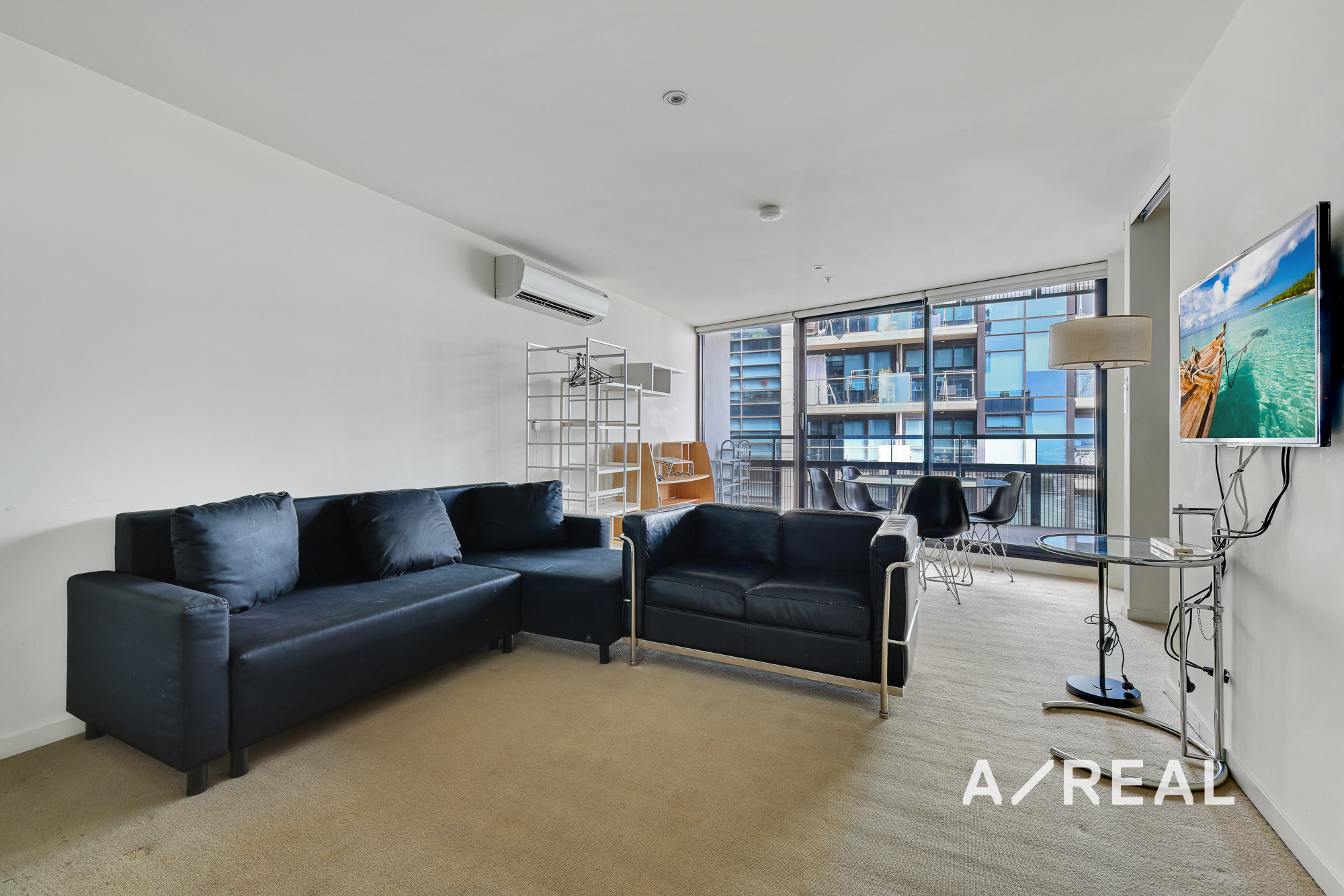 1309/243 Franklin Street, Melbourne VIC 3000 