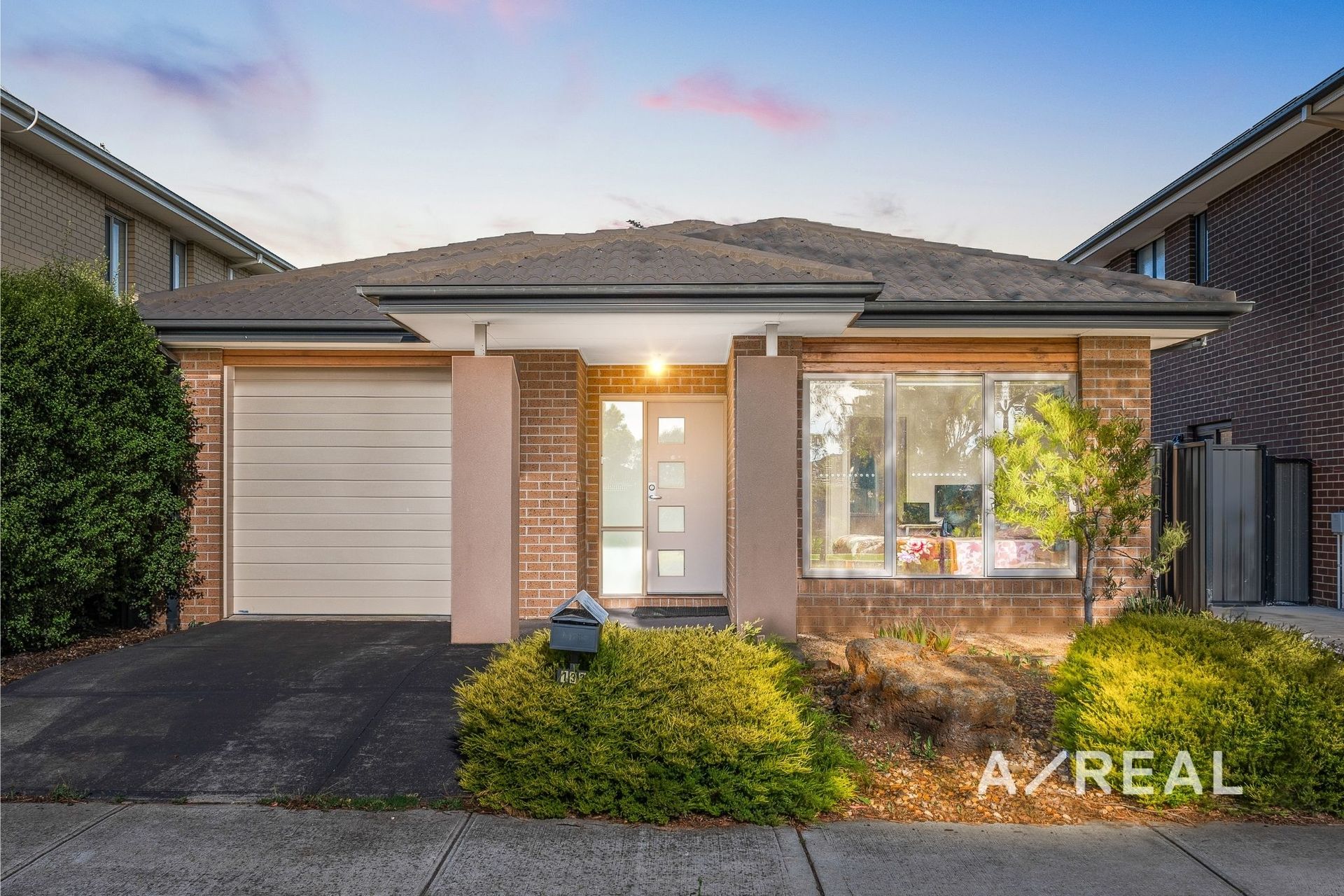 132 Bolivar Esplanade, Truganina VIC 3029 