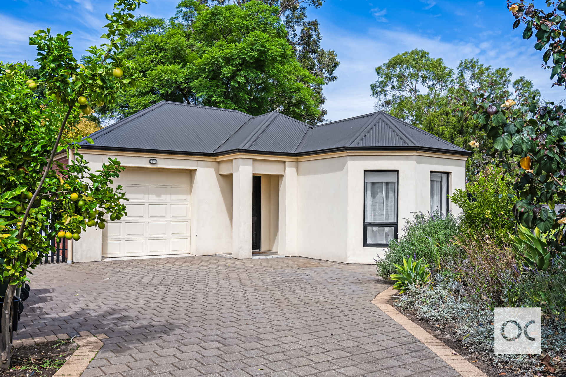 13A Clarence Avenue