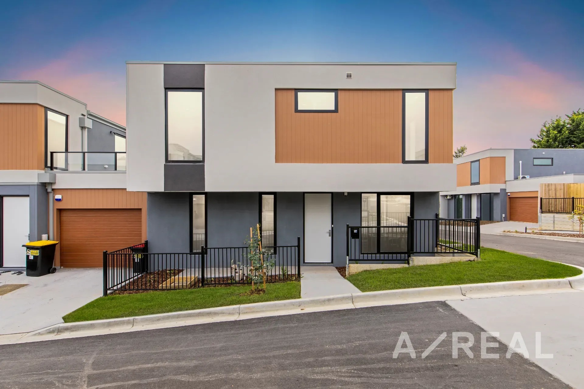 14 Annette Court, Endeavour Hills VIC 3802 