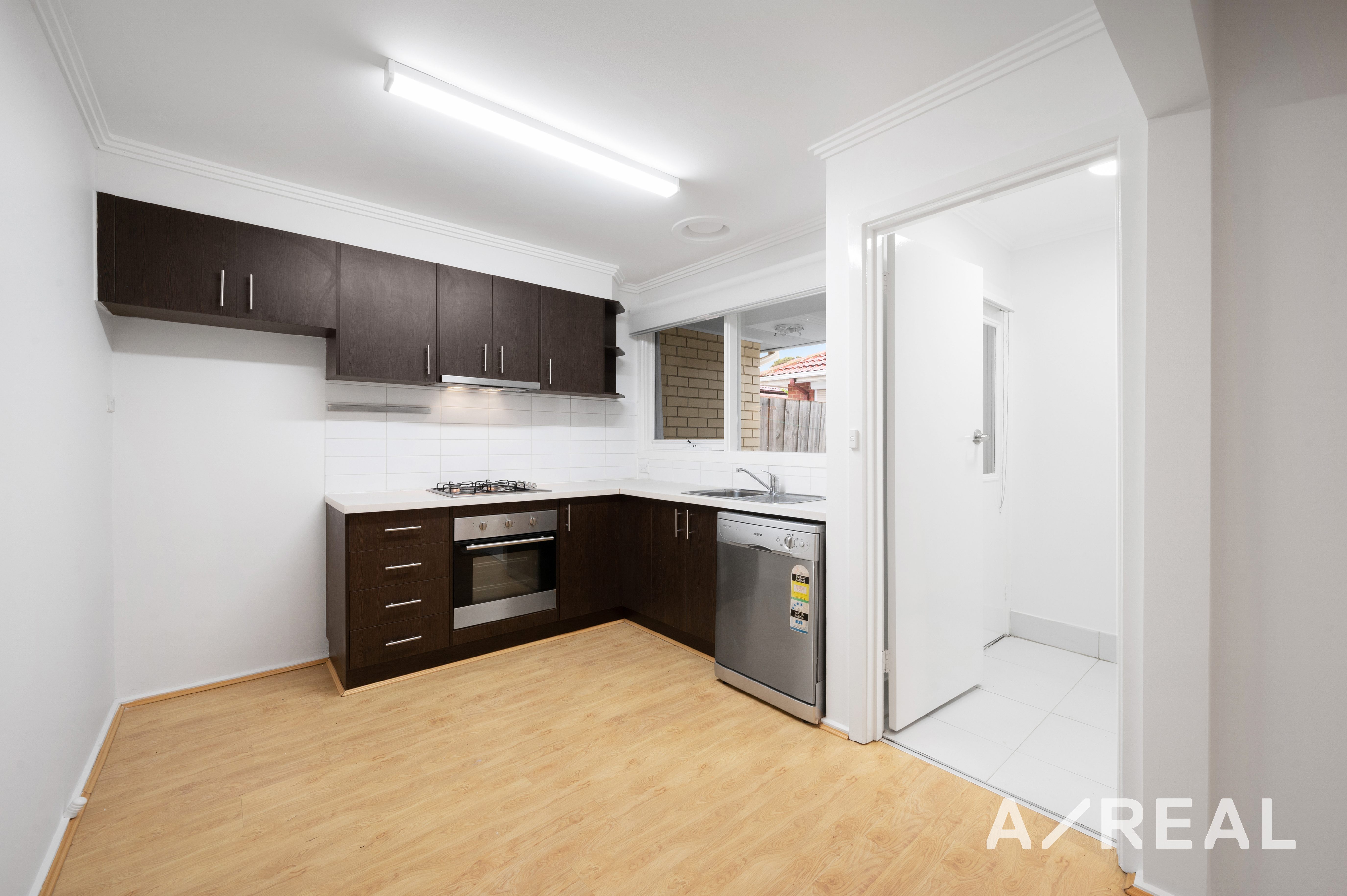 1/4 Burns Avenue, Clayton South VIC 3169 