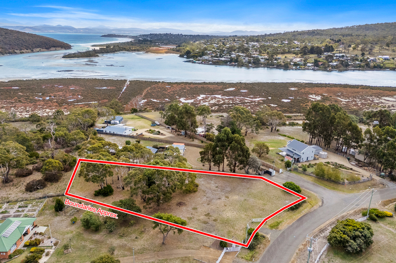 14 Colleen Crescent, Primrose Sands, TAS, 7173