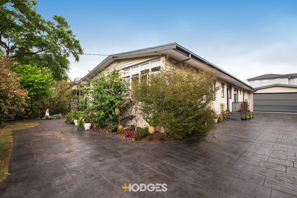 14 Kingswood Road Cheltenham