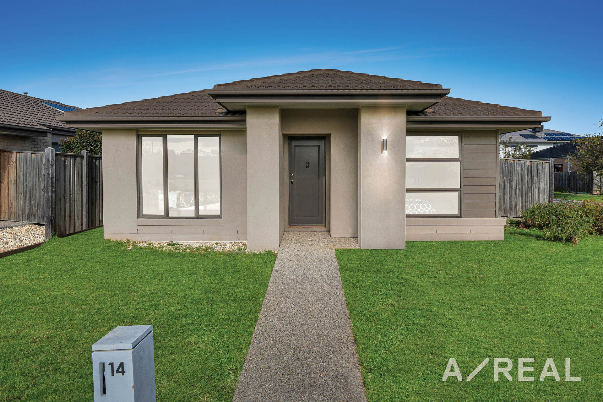 14 Maslin Walk, Point Cook VIC 3030 