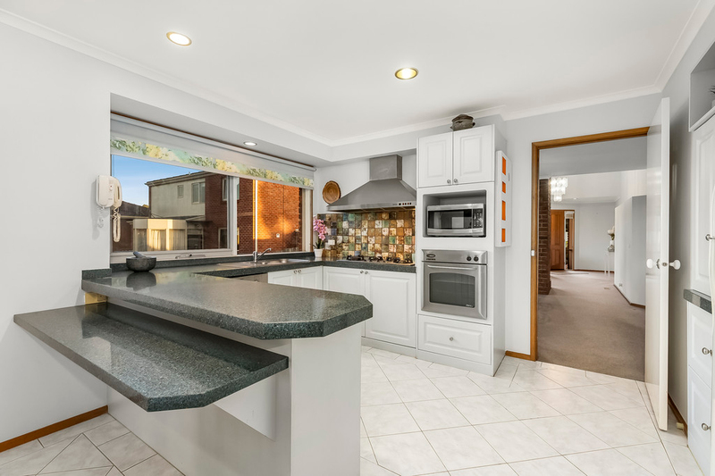 14 Peppermint Court, Doncaster East