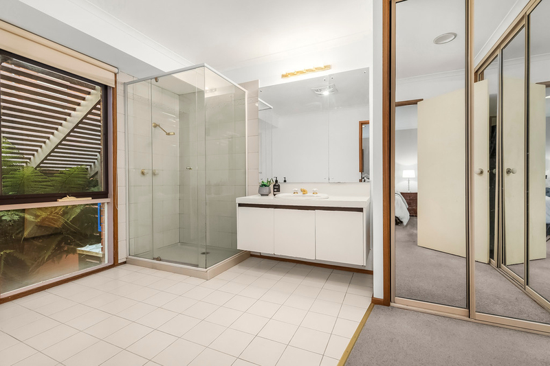 14 Peppermint Court, Doncaster East