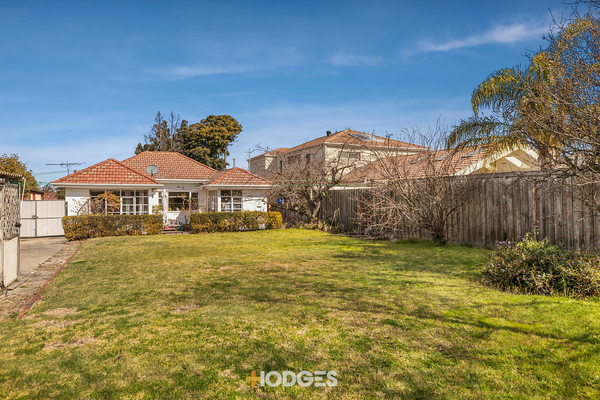 14 Rotorua Street Caulfield South