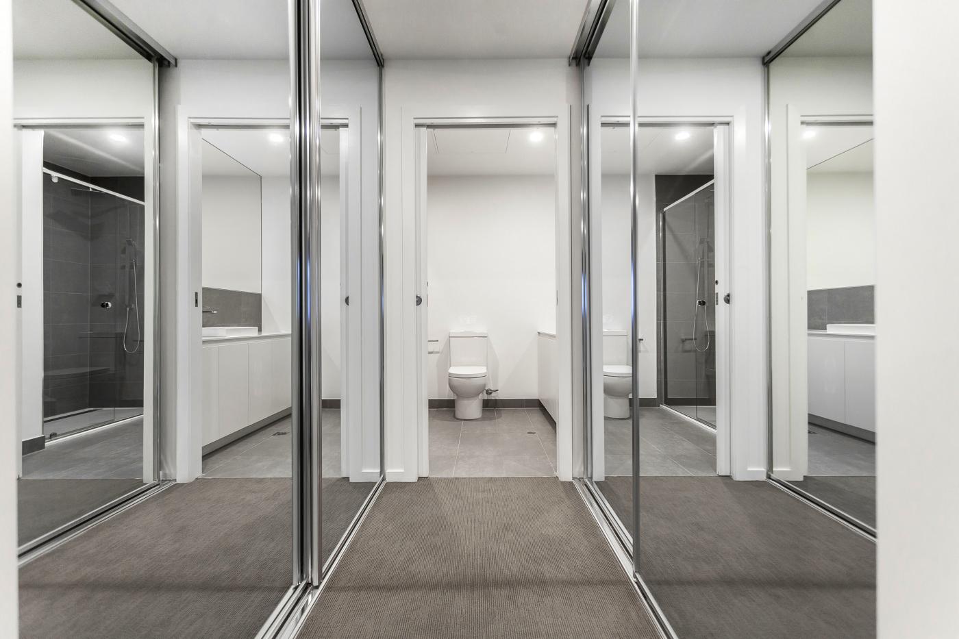 14 Sharp Circuit, Mill Park VIC 3082 