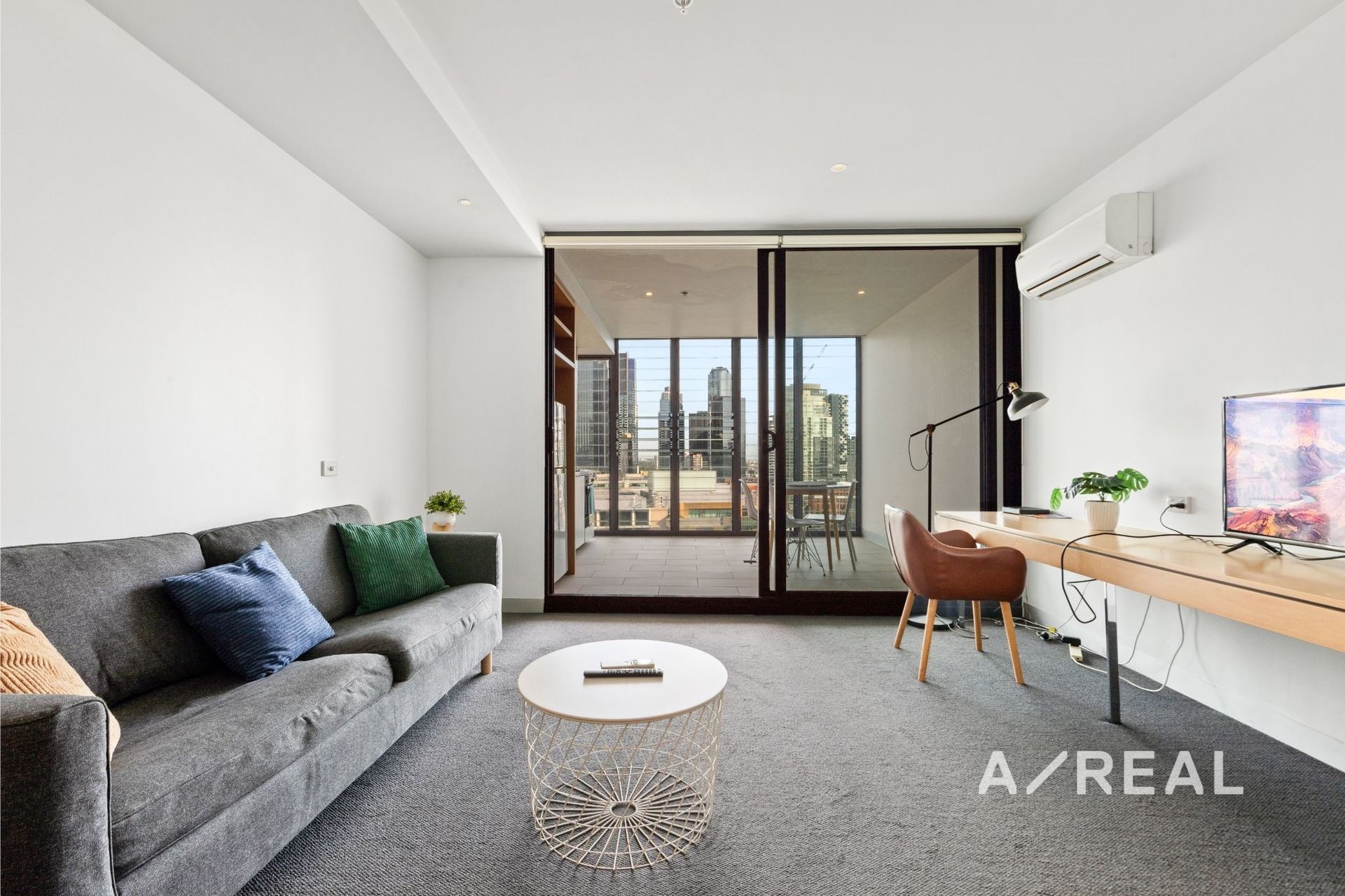 1402/565 Flinders Street, Melbourne VIC 3000 