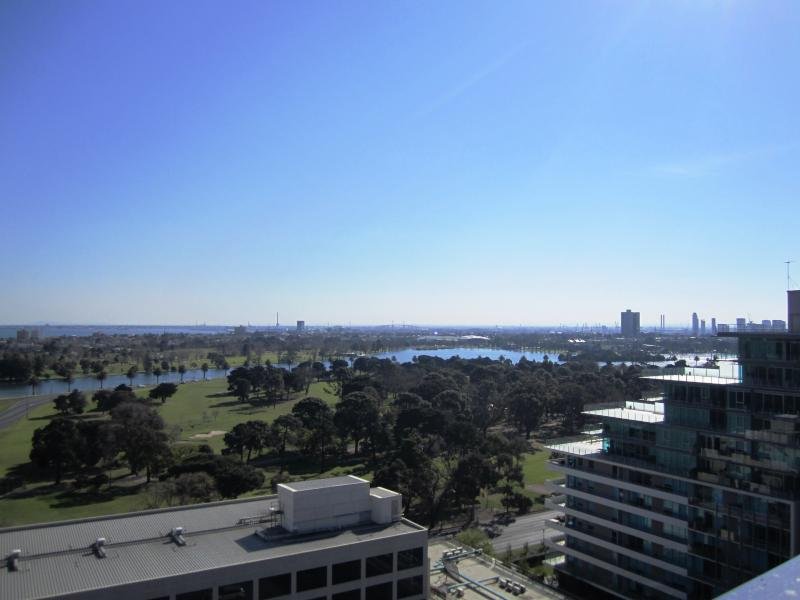 1409/568 St Kilda Road, Melbourne VIC 3004 