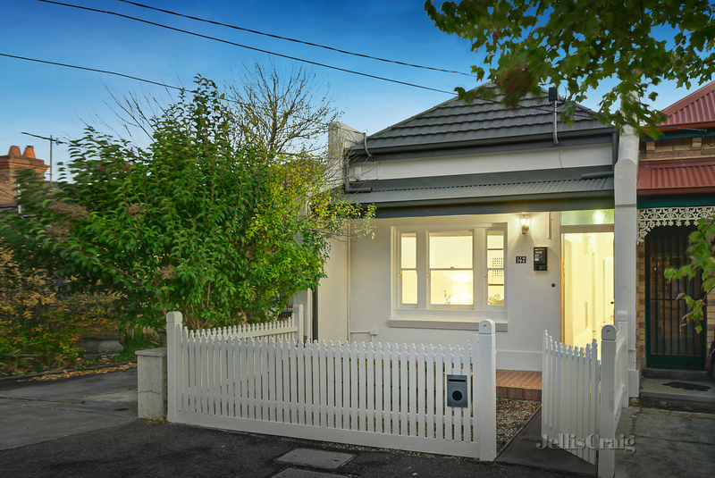 142 Clauscen Street