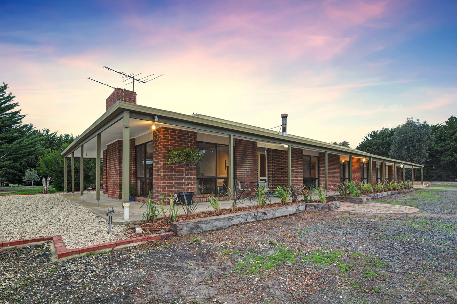 1433 Riddell Road, Riddells Creek RT Edgar