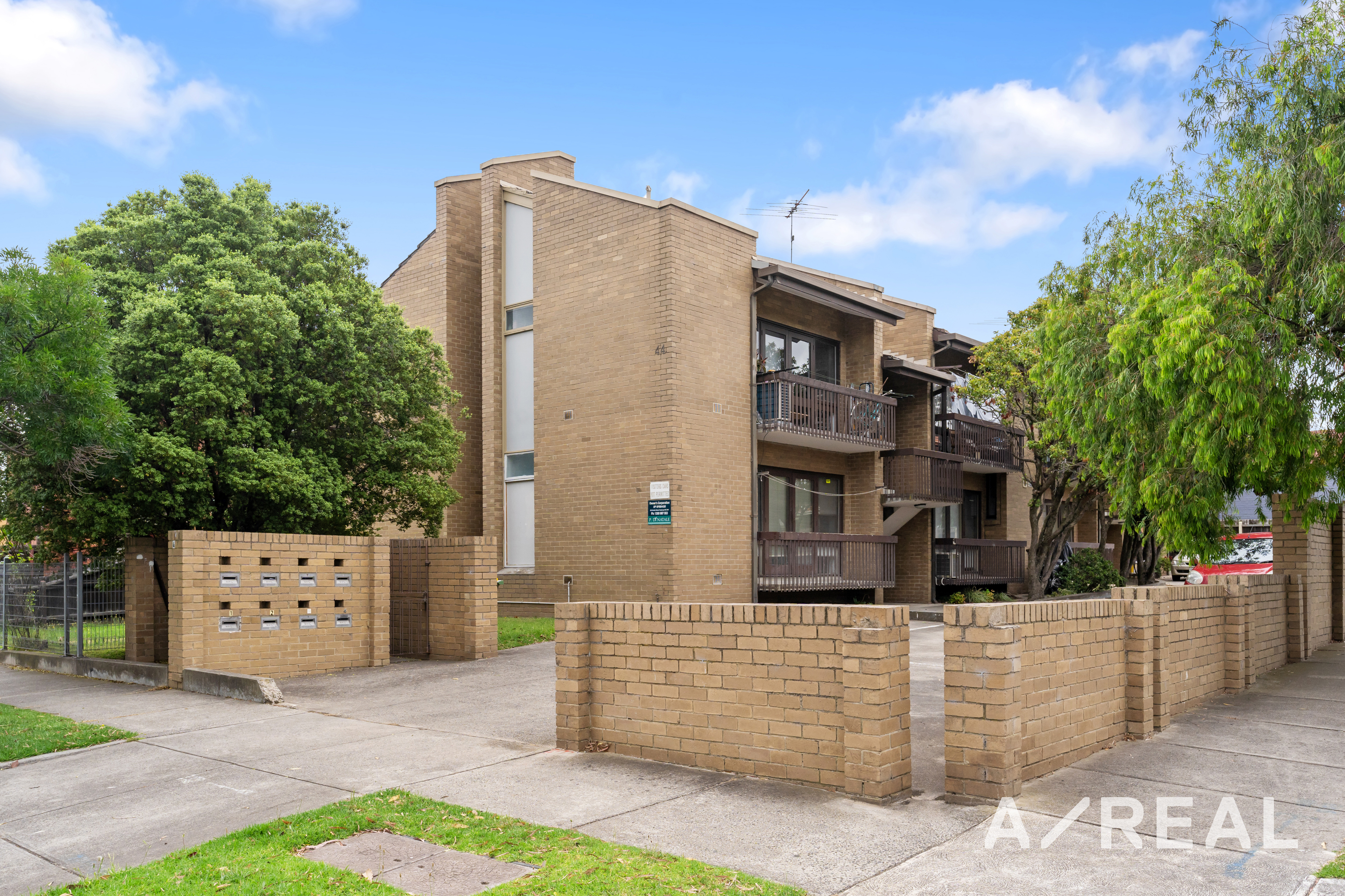 1/44 Geelong Road, Footscray VIC 3011 