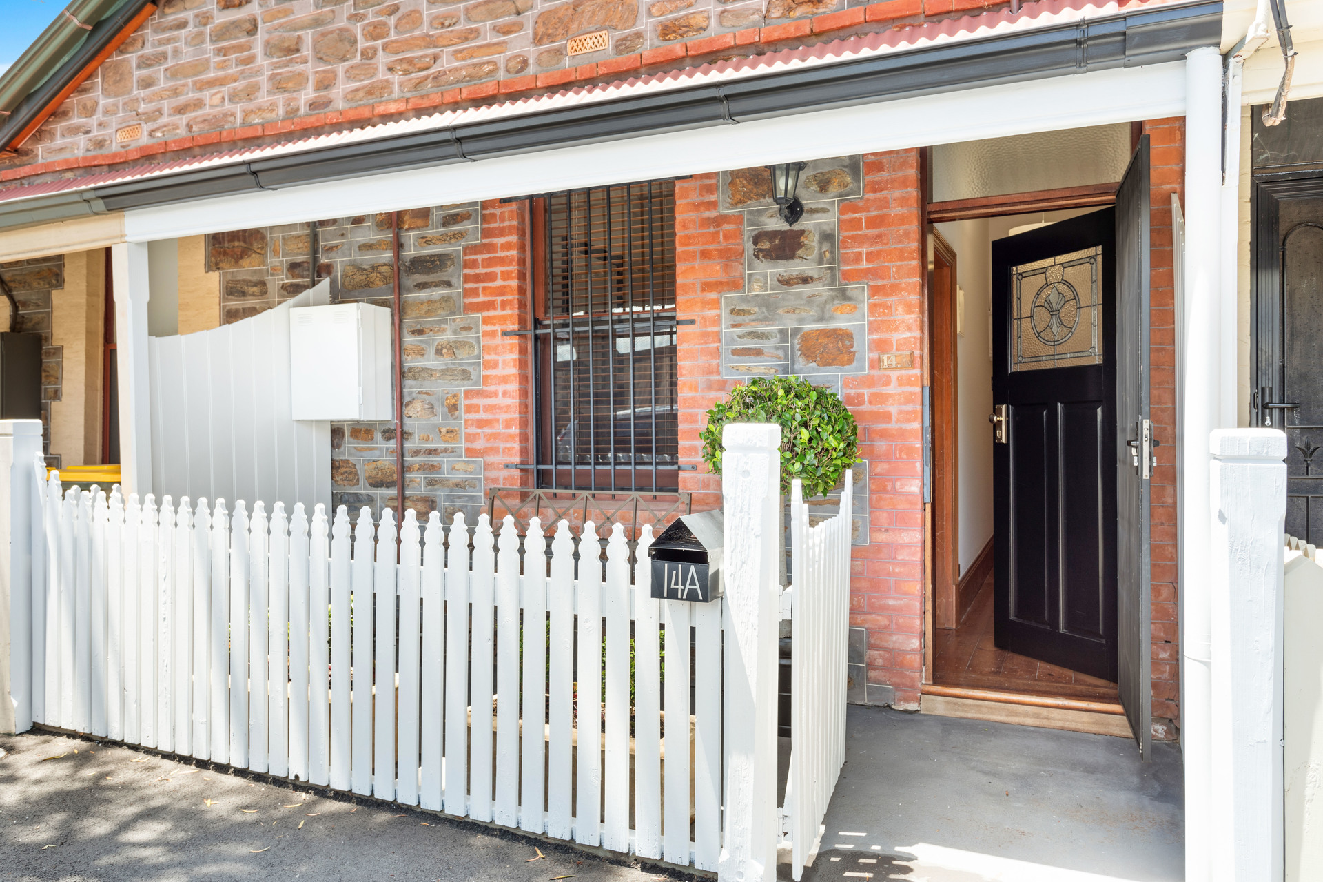 14a Gladstone Street