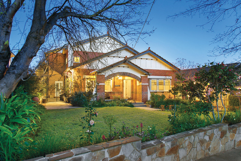 Melbourne House Prices & Luxury Property Sales Sell Your House