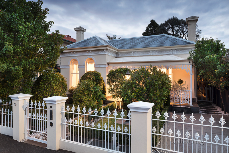 15 Errol Avenue