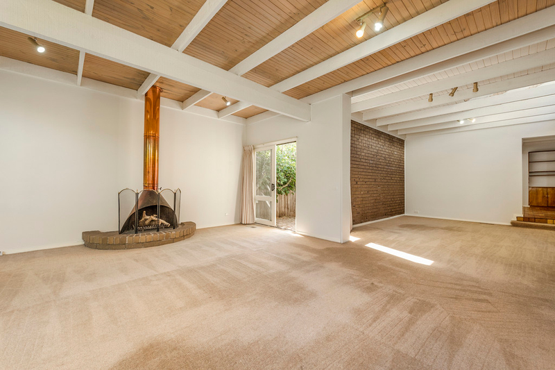 15 Fairbank Crescent, Templestowe Lower 15 Fairbank Crescent, Templestowe Lower