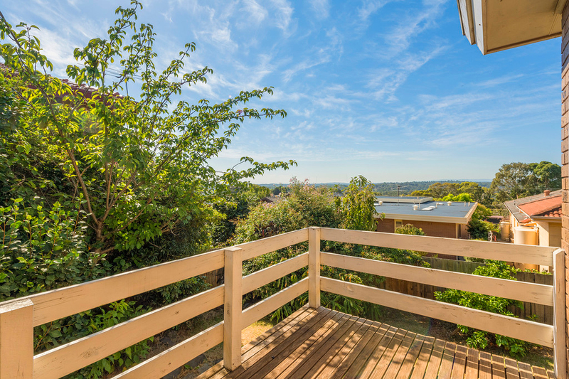 15 Fairbank Crescent, Templestowe Lower 15 Fairbank Crescent, Templestowe Lower