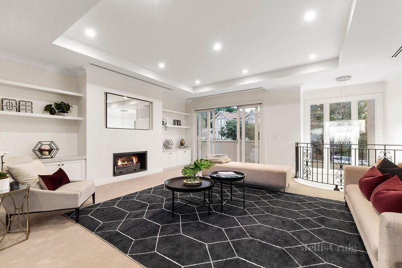 15 Fitzgerald Street