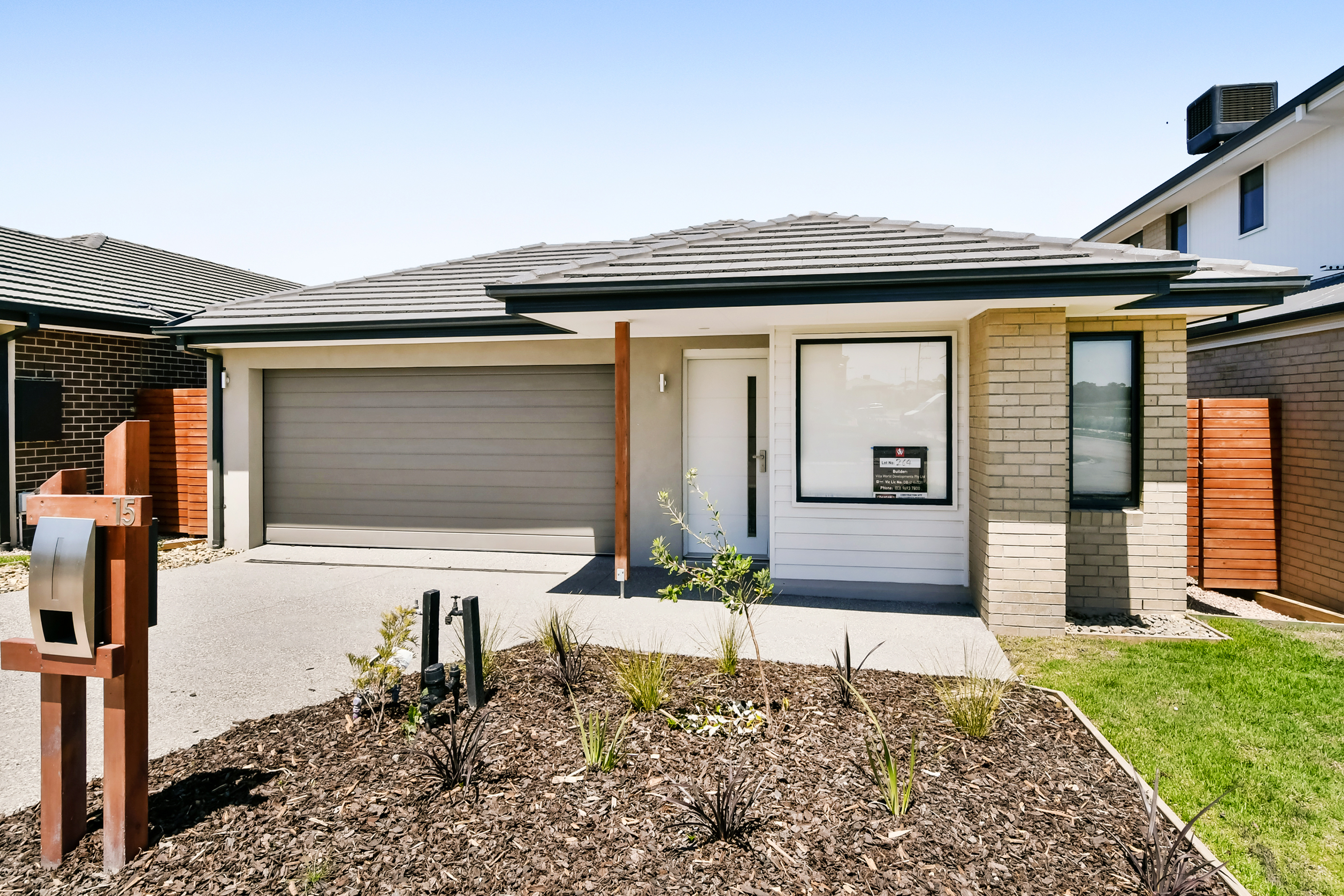 15 Giselle Circuit, Greenvale VIC 3059 