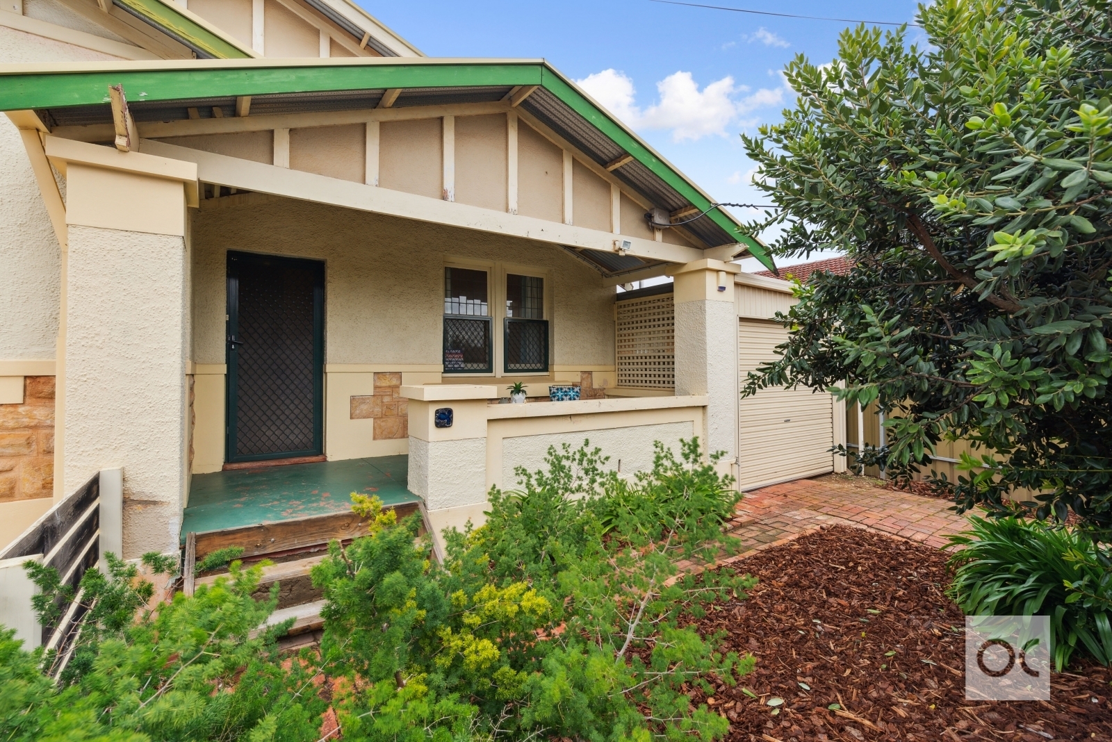 15 Osmond Terrace