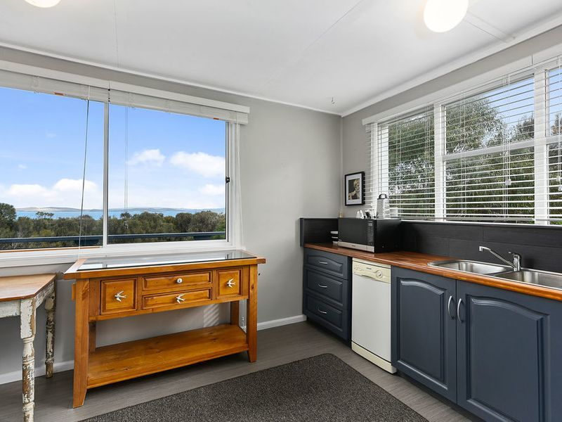 15 Ridge Road, DODGES FERRY, TAS, 7173