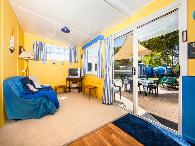 15 Second Avenue, DODGES FERRY, TAS, 7173